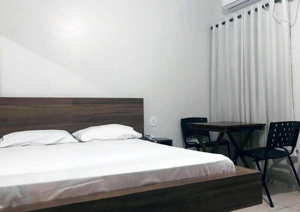 Dok Brasilia Hotel Unidade Aguas Claras Taguatinga Exterior photo